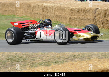 Voiture de course Lotus 49 courses de Formule Un voiture conçue par Colin Chapman et Maurice Philippe pour la saison F1 1967. Cette 49B 1968 à Goodwood Banque D'Images