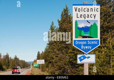 De l'Oregon, héritage volcanique Oregon Scenic Byway, près de la frontière du nord de Crater Lake NP Banque D'Images