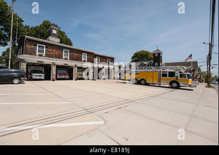 Jamestown, Rhode Island Station du service d'incendie et d'appareils. Banque D'Images