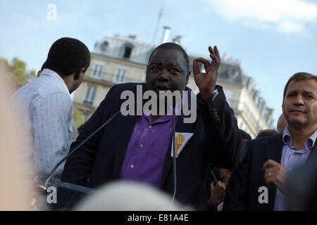 Paris, France. 28 Sep, 2014. "Pas en mon nom", le français protester pour dénoncer ISIS décapitations, Paris, France Crédit : Ania Freindorf/Alamy Live News Banque D'Images