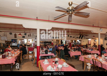 En Californie, le Samoa Cookhouse restaurant historique construit 1890 Banque D'Images