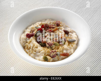 Porridge aux fruits secs Banque D'Images