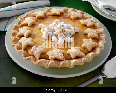 Sweet Potato Pie à l'ancienne dessert traditionnel Américain Banque D'Images