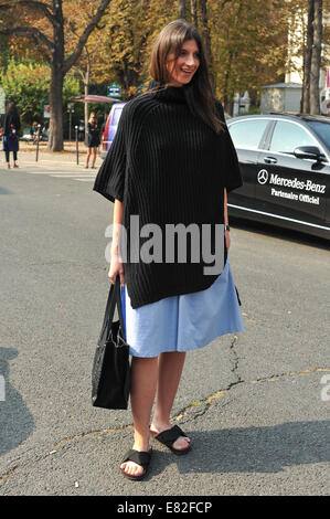 Un showgoer chic arrivant à la Dries Van Noten Printemps/Été 2015 défilé à Paris, France - 24 Sept 2014 - Photo : Céline Gaille Manhattan/Piste/photo alliance Banque D'Images