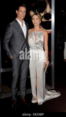 Hollywood, CA, USA. Sep 29, 2014. Ward Horton, Annabelle Wallis aux arrivées d'Annabelle Premiere, TCL Chinese 6 cinémas (autrefois Grauman's), Los Angeles, CA Septembre 29, 2014. Credit : Elizabeth Goodenough/Everett Collection/Alamy Live News Banque D'Images