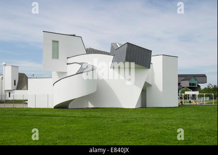 Vitra Design Museum, par l'architecte Frank O. Gehry, Parc de l'Architecture d'entreprise Vitra, Weil am Rhein, Bade-Wurtemberg, Allemagne Banque D'Images