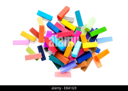 Ensemble de crayons de couleur, isolé sur fond blanc Banque D'Images