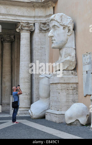 Musées du Capitole Musei Capitolini Rome Italie statue de l'empereur romain Constantin Banque D'Images