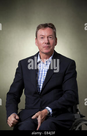 Frank Gardner, journaliste et auteur , au Edinburgh International Book Festival 2014. Edimbourg, Ecosse. 16 août 2014 Banque D'Images