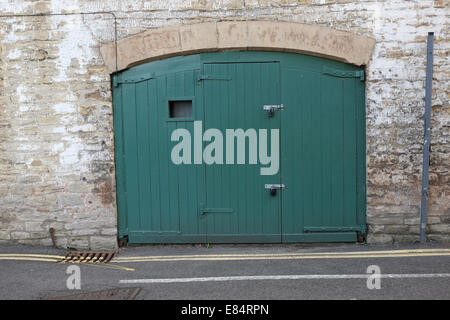 Vieilles portes en bois, grande pour les fonds et textures Banque D'Images