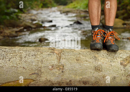 Les meilleures chaussures aquatiques 2022: Que choisir ? | GoAventure