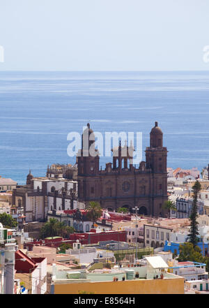 Las Palmas de Gran Canaria, vue en direction de la vieille ville et de la cathédrale d'en haut Banque D'Images