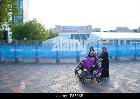 Birmingham, West Midlands, Royaume-Uni. 30 Septembre, 2014. La journée se termine le troisième jour du Congrès du Parti conservateur. Credit : Graham M. Lawrence/Alamy Live News. Banque D'Images