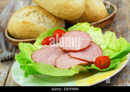 Tranches de saucisse de porc traditionnel Banque D'Images