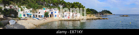 Photographie du panorama de Cala s'Alguer, dans la ville de Palamos. Catalogne, Costa Brava. Banque D'Images