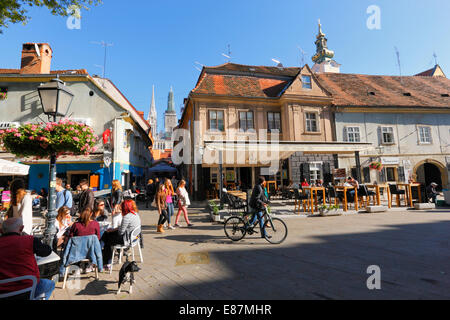 Zagreb café bars dans la rue Tkalciceva Banque D'Images