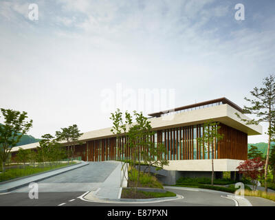 Sifflement Rock Golf Clubhouse, Chuncheon, Corée du Sud. Architecte : 2012 Mecanoo. Banque D'Images