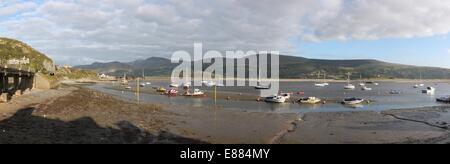 Vue de l'estuaire de mawddach au Pays de Galles de barmouth Banque D'Images