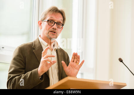 Bob Jessop, professeur de sociologie et co-directeur du Centre de recherche en économie politique culturelle à l'Université de Lancaster. Banque D'Images