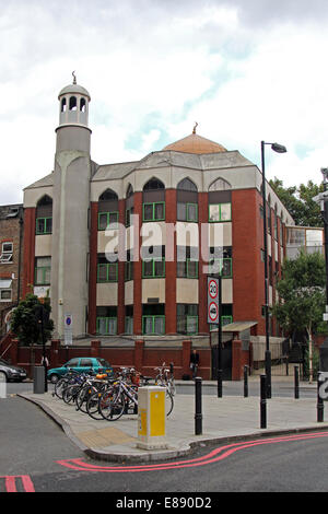 La mosquée centrale du nord de Londres, également connu sous le nom de la mosquée de Finsbury Park, à Londres, Finsbury Park, photographié le mercredi 30 Banque D'Images