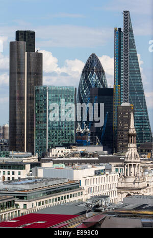 La ville de Londres montrant Tower 42,le Gherkin et l'Cheesegrater Banque D'Images