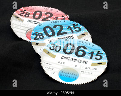 Les disques d'impôt au Royaume-Uni changements ont eu lieu au 1er octobre 2014. Il n'est plus nécessaire pour les véhicules à moteur pour afficher un disque d'impôt Banque D'Images