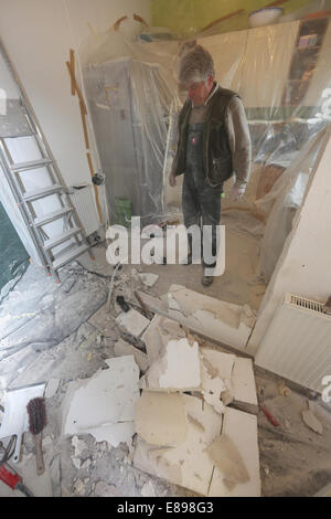 Berlin, Allemagne, les artisans dans des travaux de démolition dans une maison Banque D'Images