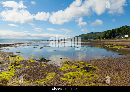 Scène de plage à Whiting Bay. Isle of Arran Banque D'Images