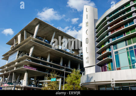 Miami Beach Florida,Lincoln Road,cinéma,théâtre,Regal Cinemas,parking,garage,plusieurs étages,bâtiments,extérieur,panneau,FL140420001 Banque D'Images