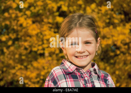 Girl smiling, portrait Banque D'Images