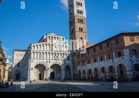 Le Duomo/Cathédrale de St Martin à Lucca, Toscane, Italie. Banque D'Images