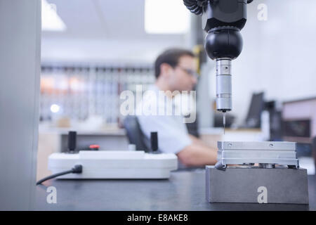 Machine utilisée dans l'ingénierie CNC Banque D'Images