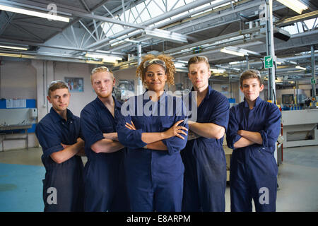 Portrait de groupe des étudiants de l'atelier du collège Banque D'Images