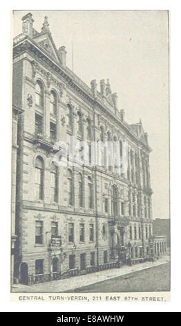 Une illustration de 1893 de King représentant le Central Turn-Verein au 211 East 67th Street, probablement un club social ou athlétique à New York à la fin du XIXe siècle. Banque D'Images