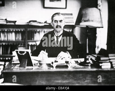 NEVILLE Chamberlain (1869-1940) homme politique conservateur britannique en tant que premier ministre vers 1938 Banque D'Images