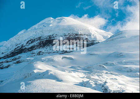 Le Cotopaxi le plus haut volcan actif au monde. Hautes terres andines de l'Équateur, en Amérique du Sud Banque D'Images