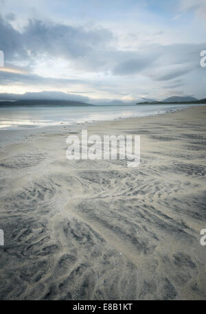 Les patrons de sable sur la plage de Seilebost, Isle of Harris, Hébrides extérieures, en Écosse Banque D'Images