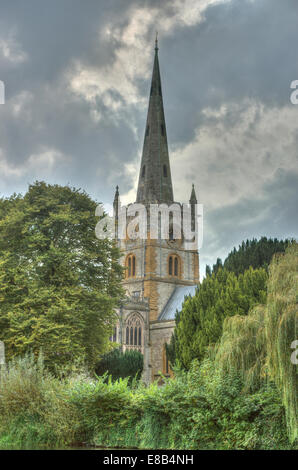 L'église Holy Trinity et la rivière Stratford upon Avon Banque D'Images