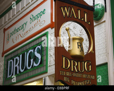 Wall Drug Store Apothicairerie Shoppe et musée, Wall, South Dakota, USA Banque D'Images