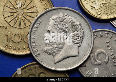 Coins de la Grèce. Le philosophe grec Démocrite décrit dans l'ancien grec drachme 10 pièce. Banque D'Images