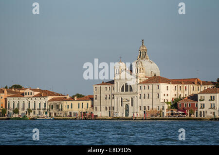 Chiesa delle Zitelle ou l'église de Santa Maria della Presentazione, sur le Canale della Giudecca, Venise, Italie Banque D'Images