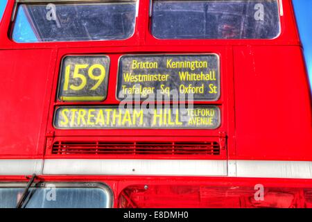 Old London bus rouge Banque D'Images