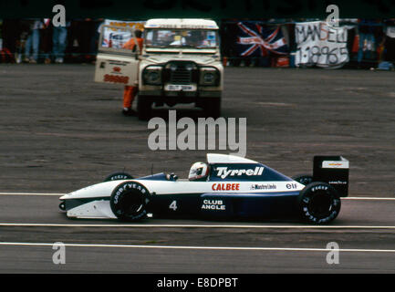 Tyrrell Ilmor020/B. Andrea De Cesaris, Grand Prix de Grande-Bretagne 1992 Banque D'Images