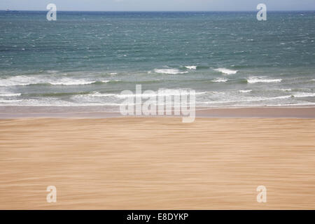 Du sable par un jour de vent. Banque D'Images