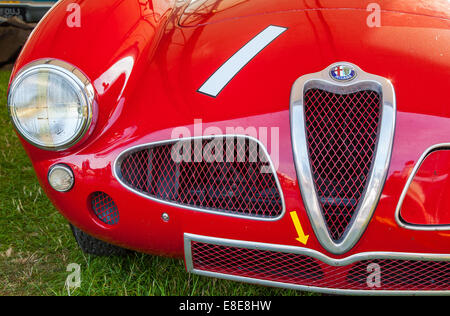 1953 Alfa Romeo 3000 Rouge Disco Volante au Goodwood Revival 2014, West Sussex, UK Banque D'Images