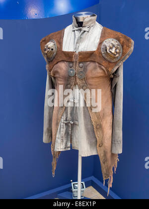 Célébrités Video exposition Trésors affichage des Pirates des Caraïbes de costumes du film Banque D'Images