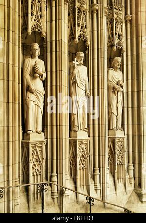 USA, l'État de New York, New York City, Cinquième Avenue, Saint Thomas Church Banque D'Images