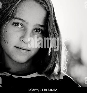 Portrait of a smiling girl Banque D'Images