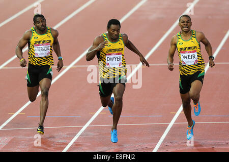 Clean Sweep pour la Jamaïque ! Rasheed Dwyer (JAM) remporte la médaille d'or. Warren Weir(JAM) Médaille d'argent et Jason Livermore (JAM) Bronze Banque D'Images