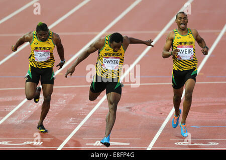 Clean Sweep pour la Jamaïque ! Rasheed Dwyer (JAM) remporte la médaille d'or. Warren Weir(JAM) Médaille d'argent et Jason Livermore (JAM) Bronze Banque D'Images